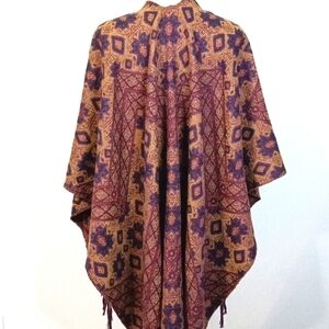 Fringe Poncho Square Floral